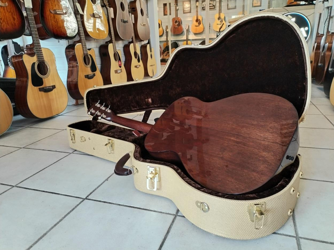 Huss & Dalton TOM-M Fichte / Mahagoni Made in Virginia USA UVP 5699 Euro